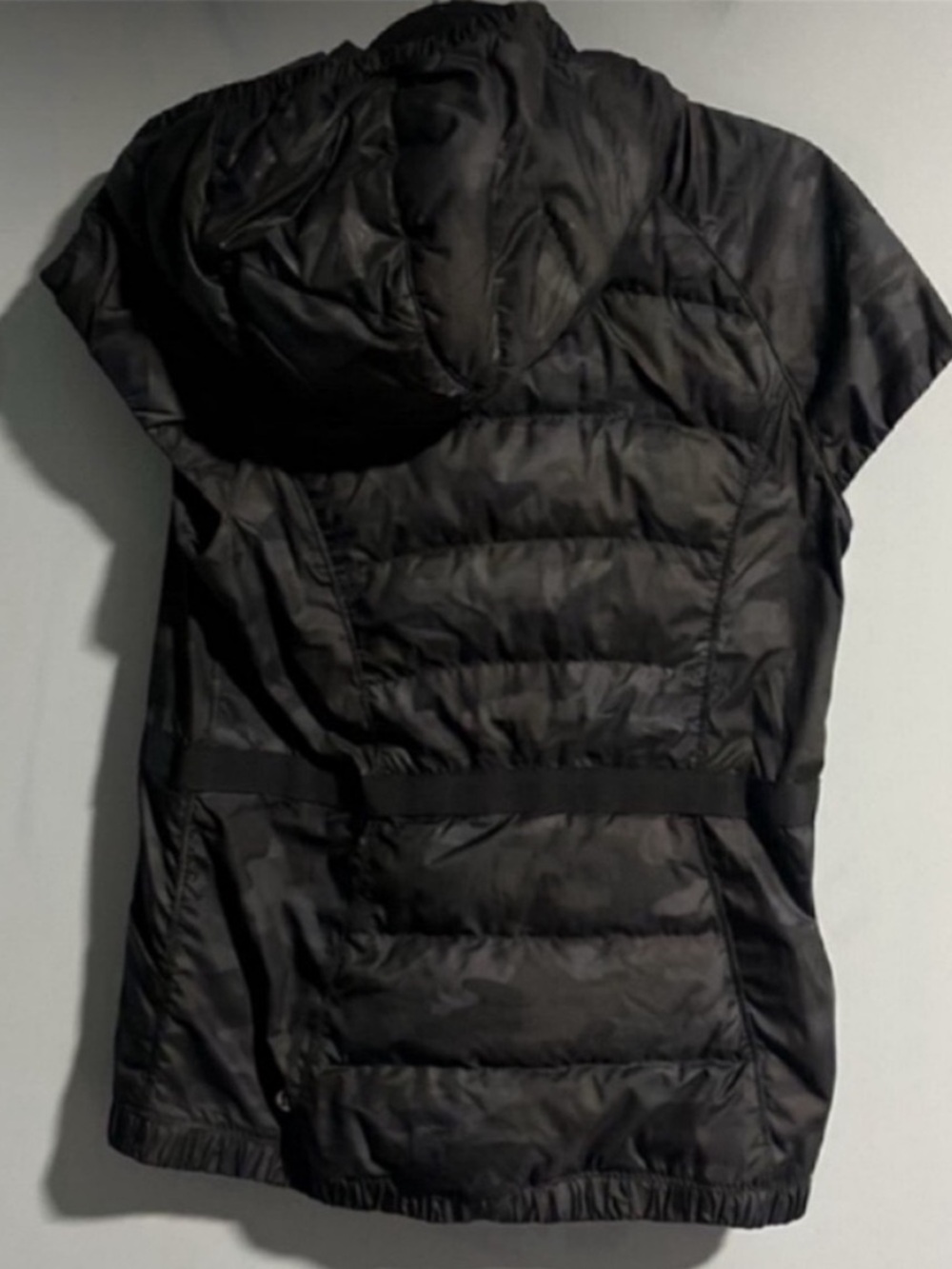 Lululemon Spring Fling Puffy Lotus Camo Vest - Picture 4 of 6